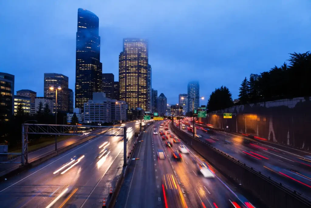 Morning traffic flow at Montlake interchange connecting SR-520 to downtown Seattle