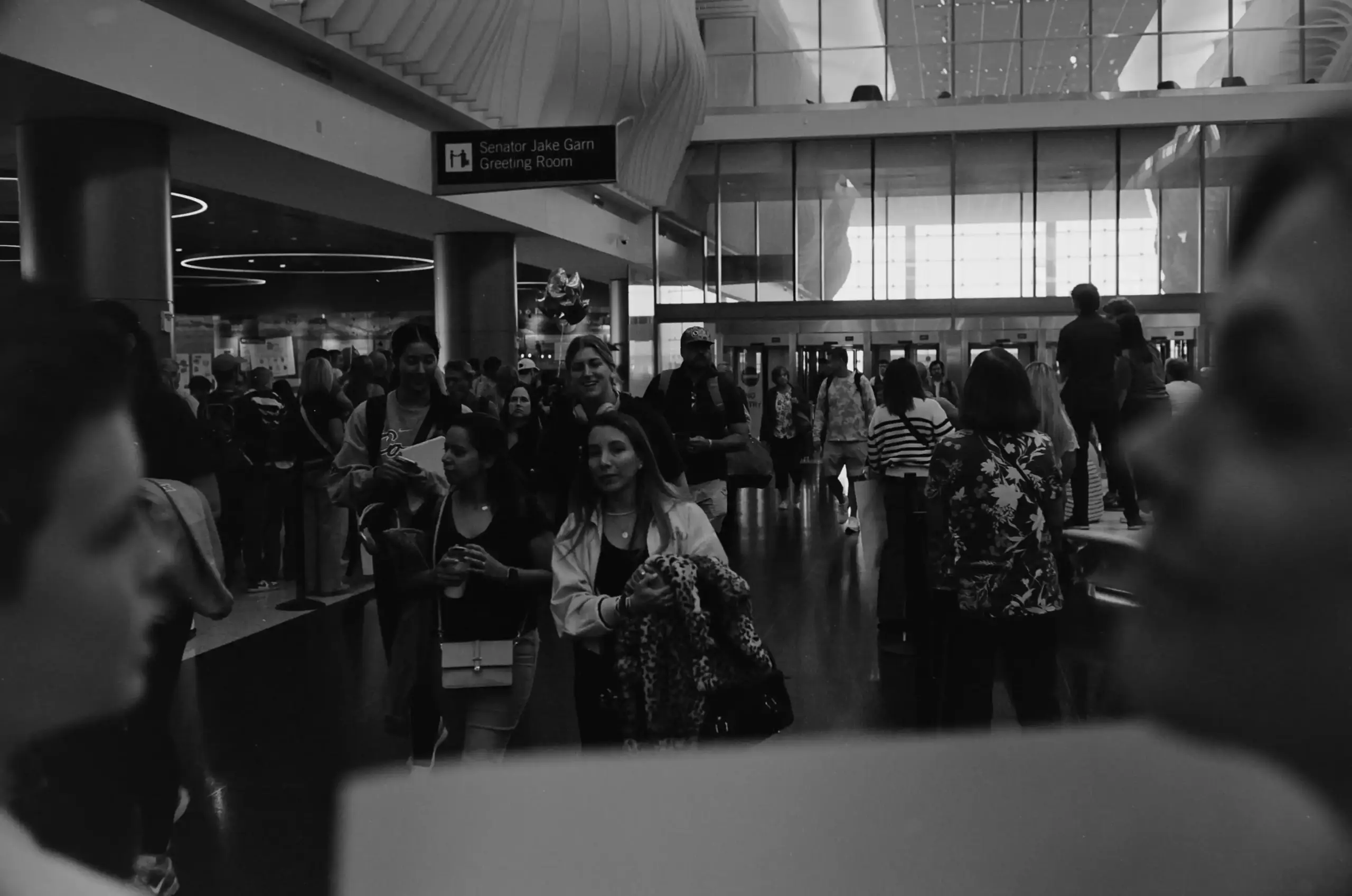Seattle Airport Customer Service & Limo Luxury Transportation