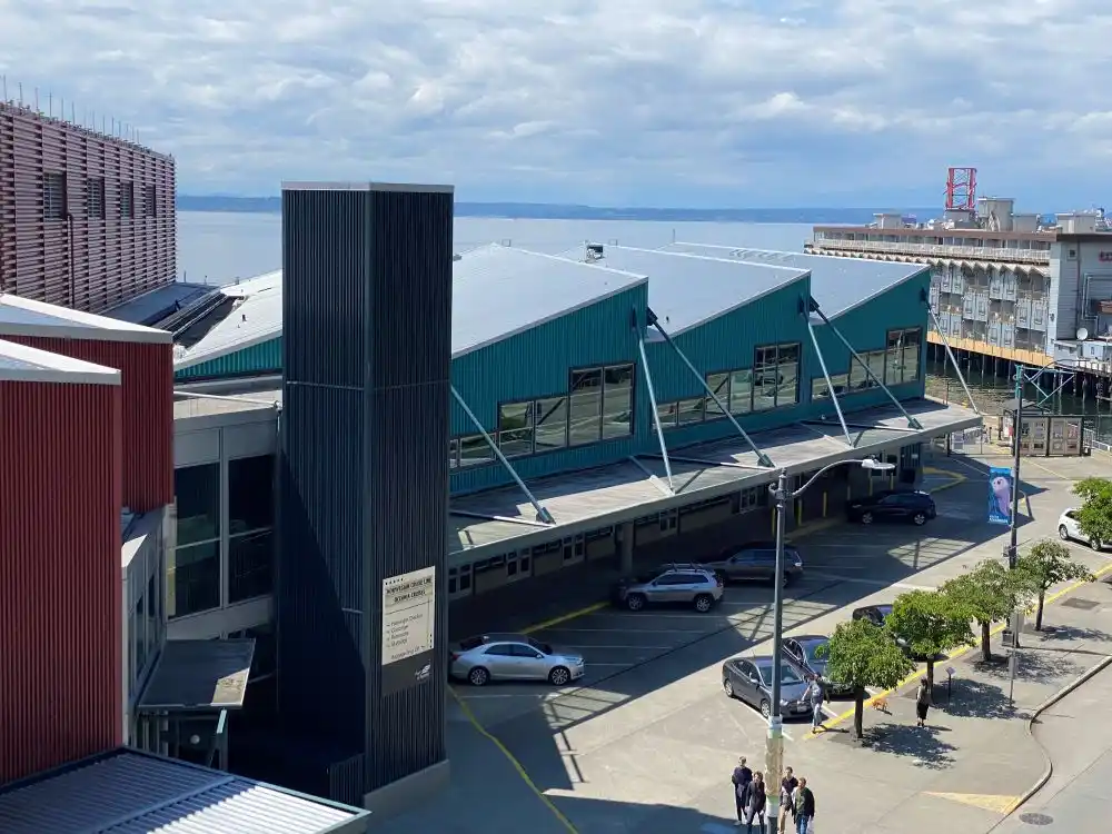 Seattle's SEA Airport Shuttle Reservations -Online (w/Prices)