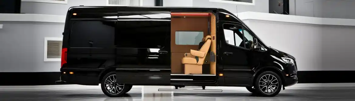 Luxury Transportation Made Easy: Stress-Free Limo Reservations & Reliable Airport Car Service in Seattle